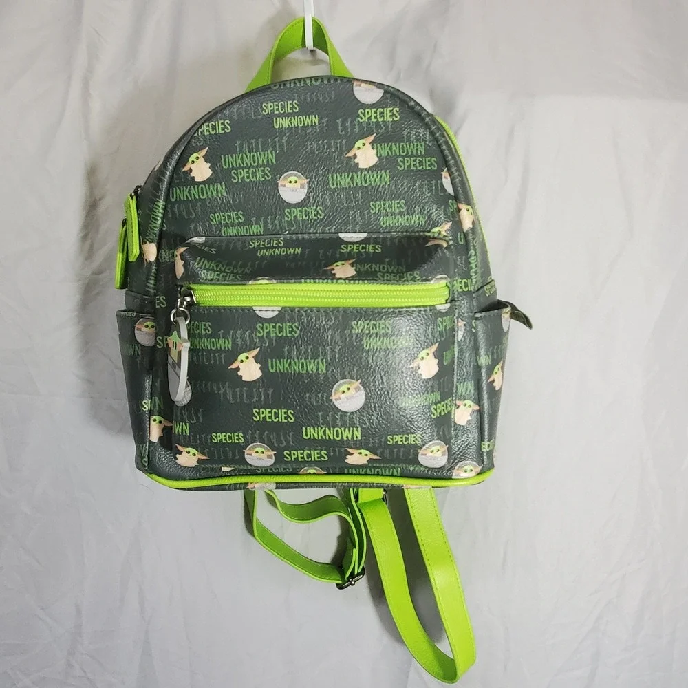 Star Wars The Mandalorian Grogu Baby Yoda Mini Backpack Species Unknown Green